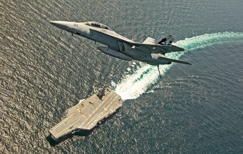 French navy chief sees no threat to US catapult supply for future carrier